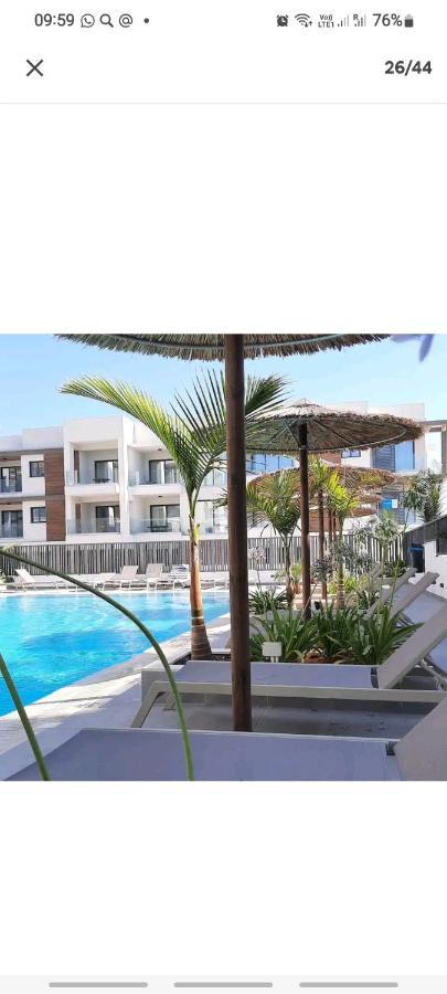 Cosmos Residence Paralimni Ngoại thất bức ảnh