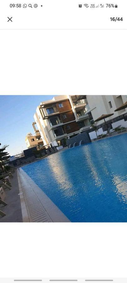 Cosmos Residence Paralimni Ngoại thất bức ảnh