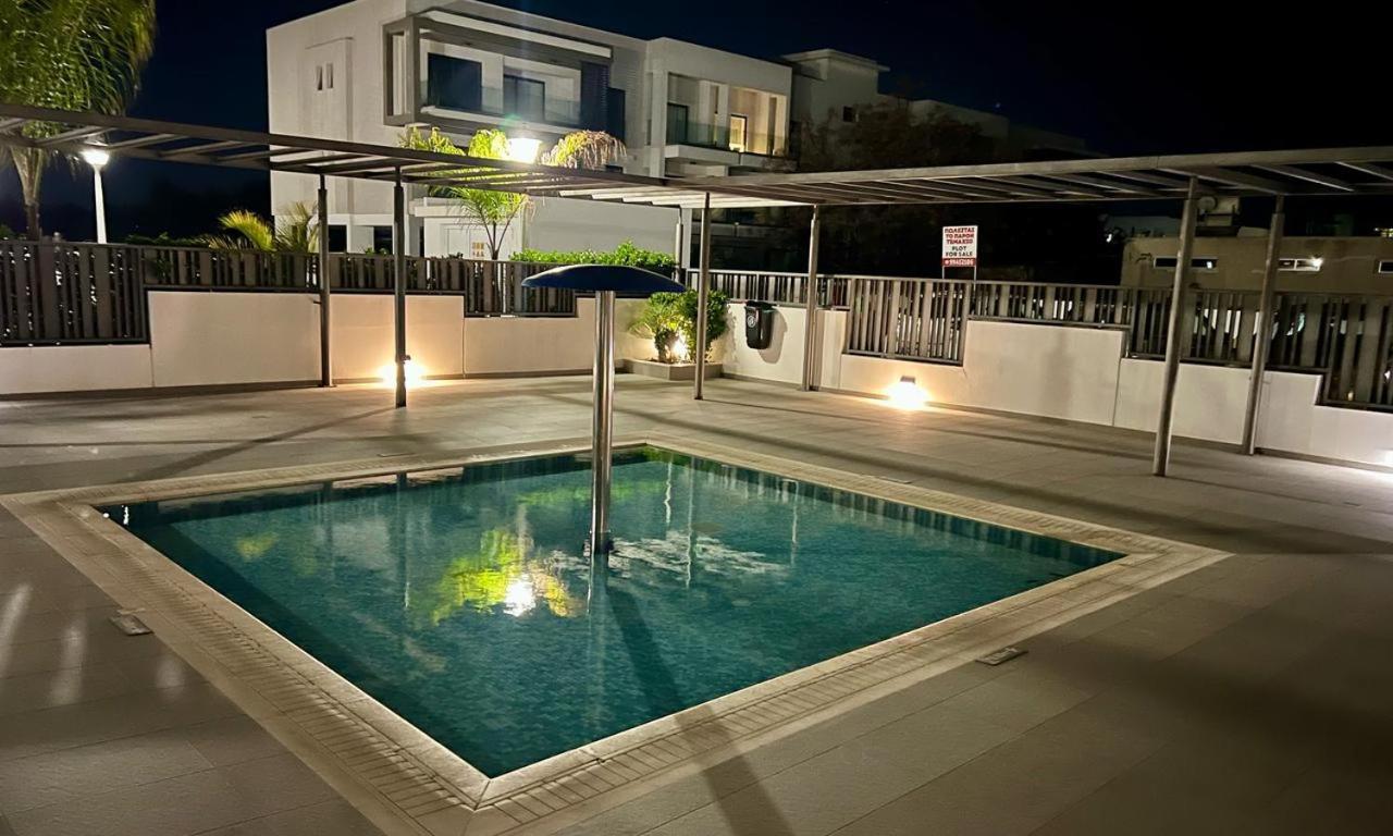 Cosmos Residence Paralimni Ngoại thất bức ảnh